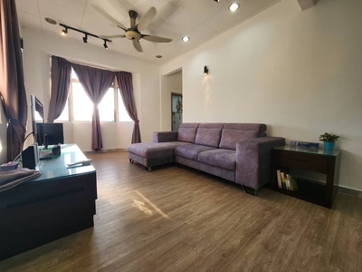 Renovated & Fully Furnished with quality furnitures
