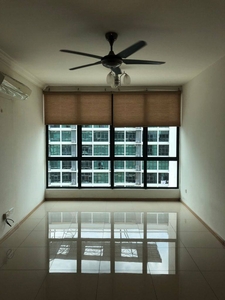 Vista Alam Serviced Apartment, 2 Carpark, Shah Alam, FOR SALE.