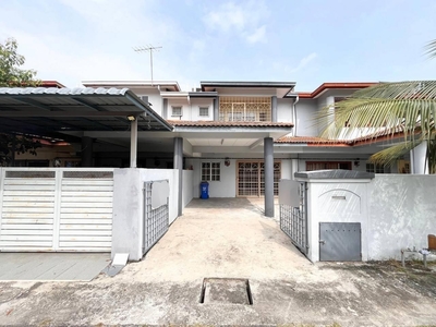 Well Maintained, 2 Storey Terrace House, Berjaya Park Seksyen 32, Shah Alam, FOR SALE.