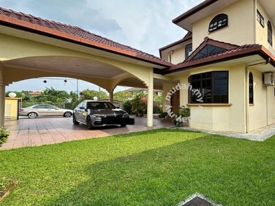 Freehold Double Storey Bungalow in Jalan Kampar For Sales