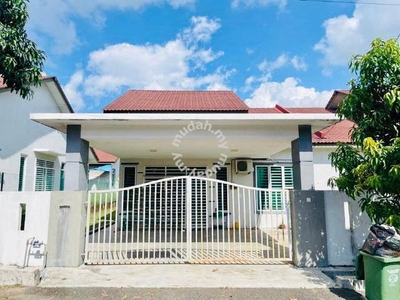 (Rumah Cantik) Semi-D di Kg.Padang, Kuantan