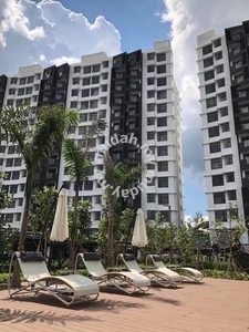 Simee@ Oasis Condo For Rent