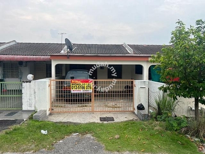 Single Storey House at Pengkalan