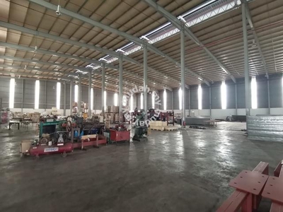 Taman Ria Jaya Big Bungalow Warehouse With Office For Rent
