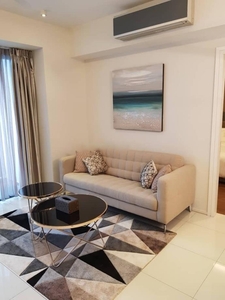 Hampshire Place Fully Furnished Ready Move In Condition 1+1 BR, 1 B, 915 sqft for Sales (Ref_HP13)