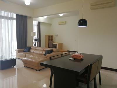 Hampshire Residences Unit Partly Furnished Renovated, 2 BR, 2 B, 1,270 sqft For Sales