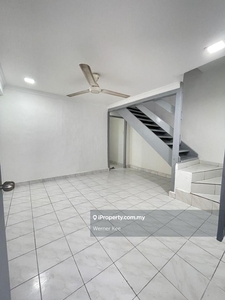 2-Storey Low Cost Landed/ Jalan Permas 1 / 3 Bed 1 Bath Freehold
