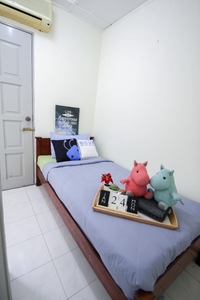 3 min walk to KDU Damansara Campus Single Room Rent in Damansara Jaya