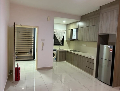 3 rooms fully furnished limited unit clean and nice must view