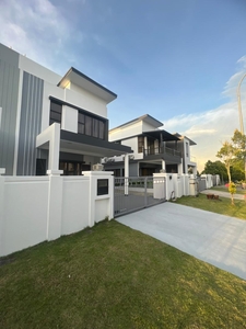 Canal Garden South Double Storey Cluster House for Sale