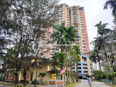 Condo For Auction at Venice Hill