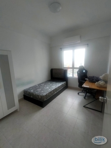 F/Furnish Private Medium Room D'Aman Ria Condo Ara Damansara PJ for rent