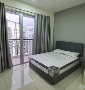 (FEMALE UNIT) Master Room with Private Balcony @ RM750