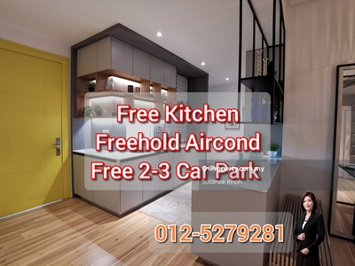 Free kitchen cabinet and Aircond now