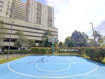 Freehold Residensi Hijauan Condominium (The Greens) in Seksyen 22