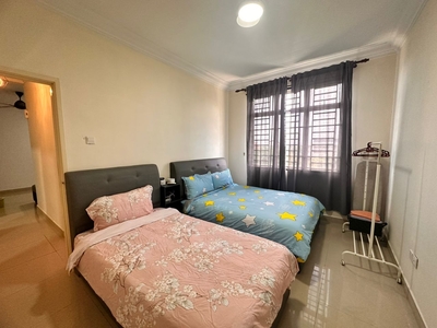 Kipark Apartment Near Paradigm Mall 3rooms for Sale