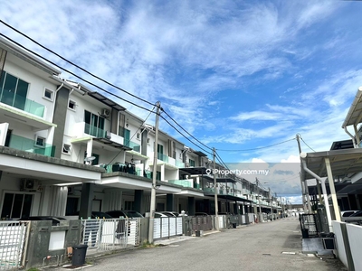 Maple Residence Gated & Guarded (Original Unit) Butterworth