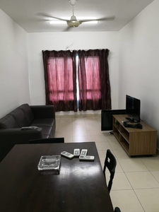 Near to UPM must view 3 rooms fully furnished view to offer