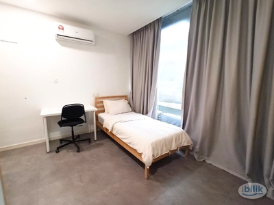 Room for Rent At Taman Maluri : Enjoy Relaxing Stay 4 Min To Bus Stop (route 421 - Bukit Bintang Line)