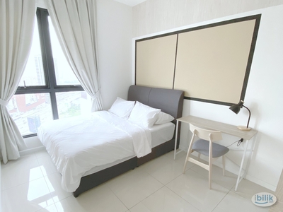 Single Room with Aircond in Highpark Suites, Near LRT Kelana Jaya SS6