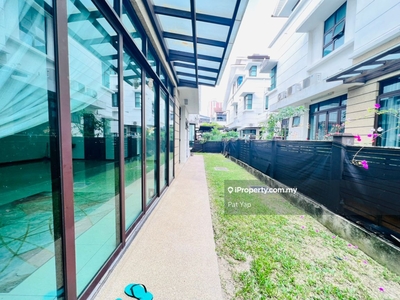 USJ Semi D 3 storey gated guarded for sale