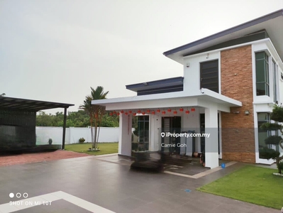 1.5 storey bungalow with renovation ( Tmn Paya Rumput Perdana )
