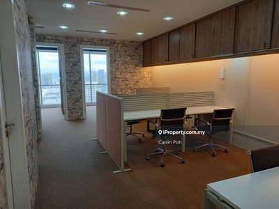 2 rooms Office Unit Available For Rent