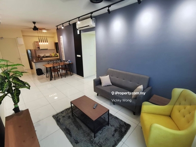 3bedrooms Fully Furnished with some ID near LRT MRT