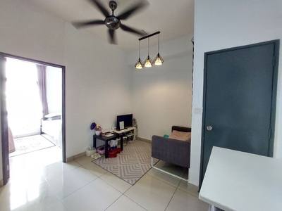 Fully furnished studio/ sale RM185K
