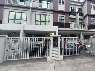 Lower Unit Townhouse Bangi