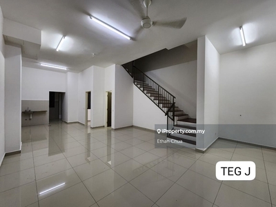 Setia Alam 3 Storey Terrace Setia Utama With Kitchen Cabinet Aircond