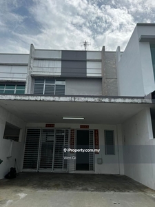 Setia Indah 10 Near Mount Austin 4bed3bath Partially Furnished For Ren