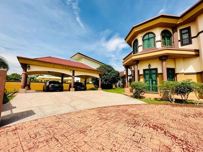 SPACIOUS 2 Storey Bungalow Palace Kota Warisan Sepang Selangor