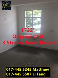 Suria Vista 3 Stories Town House - 1732' - Original Unit - Paya Terubong
