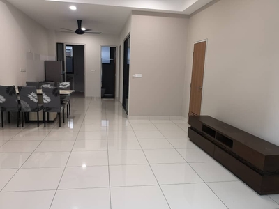 Taman Puchong Legenda, 3 sty link house, partially furnished