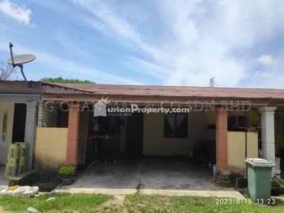 Terrace House For Auction at Pekan