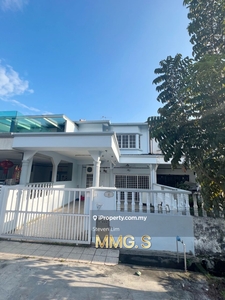 2 Storey House , Near Sentosa Hospital, partial furnished , 3 Aircond