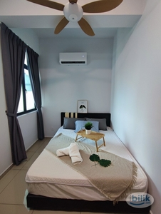 COZY MIDDLE ROOM IN ICON CITY, PERAI: EMBRACE THE CO-LIVING CONCEPT MINUTES AWAY FROM EVERYTHING