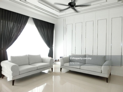 Elegant decoration perfect for family home