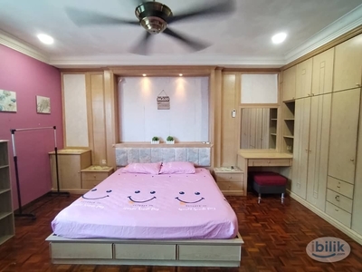 Female Room Near HSNI Batu Pahat For Rent