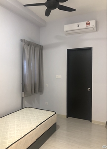 [FREE UTILITIES] Fully Furnished No Partition Single Room With Own Bathroom Beside Pavilion Bukit Jalil