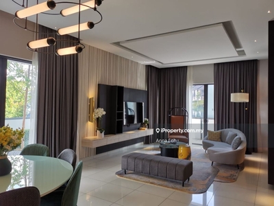 Fully furnished superlink house in Tropicana Aman