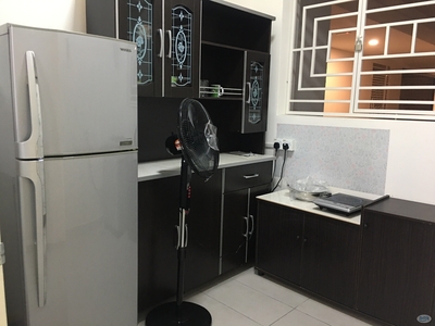 【Luxury Room @ Bukit Jalil】 Master Room with AC, Fully Furnished #CG