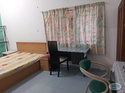 Master Bedroom For Rent at Taman Sin Hoe, Bukit Baru, Bandar Melaka, Melaka