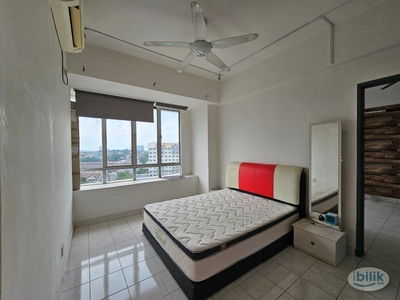 Master Suite Room at Palm Garden Apartment, Klang