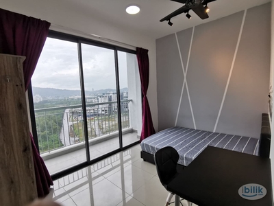 Big Middle Room at Parkhill Residence, Bukit Jalil