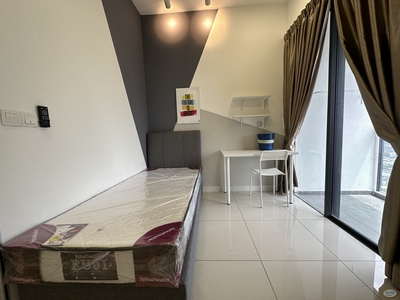 Continew Single Room with Balcony for rent @Pudu
