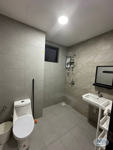 Fully Furnished Master Room With Private Bathroom For Rent Walking Distance LRT