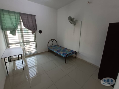 Landed house At Klang Bukit Tinggi Single room for rent Able to move in