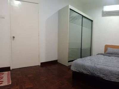 Clean & Nice Male Middle Room for rent at Bukit Jelutong, Shah Alam.
